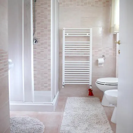 Bed and breakfast Cecilia 3*