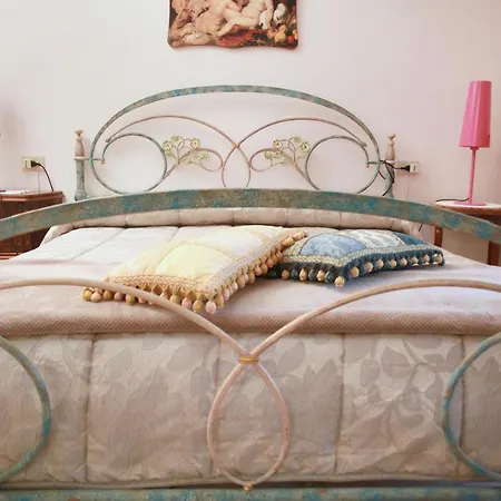 Cecilia Bed and breakfast Cellole